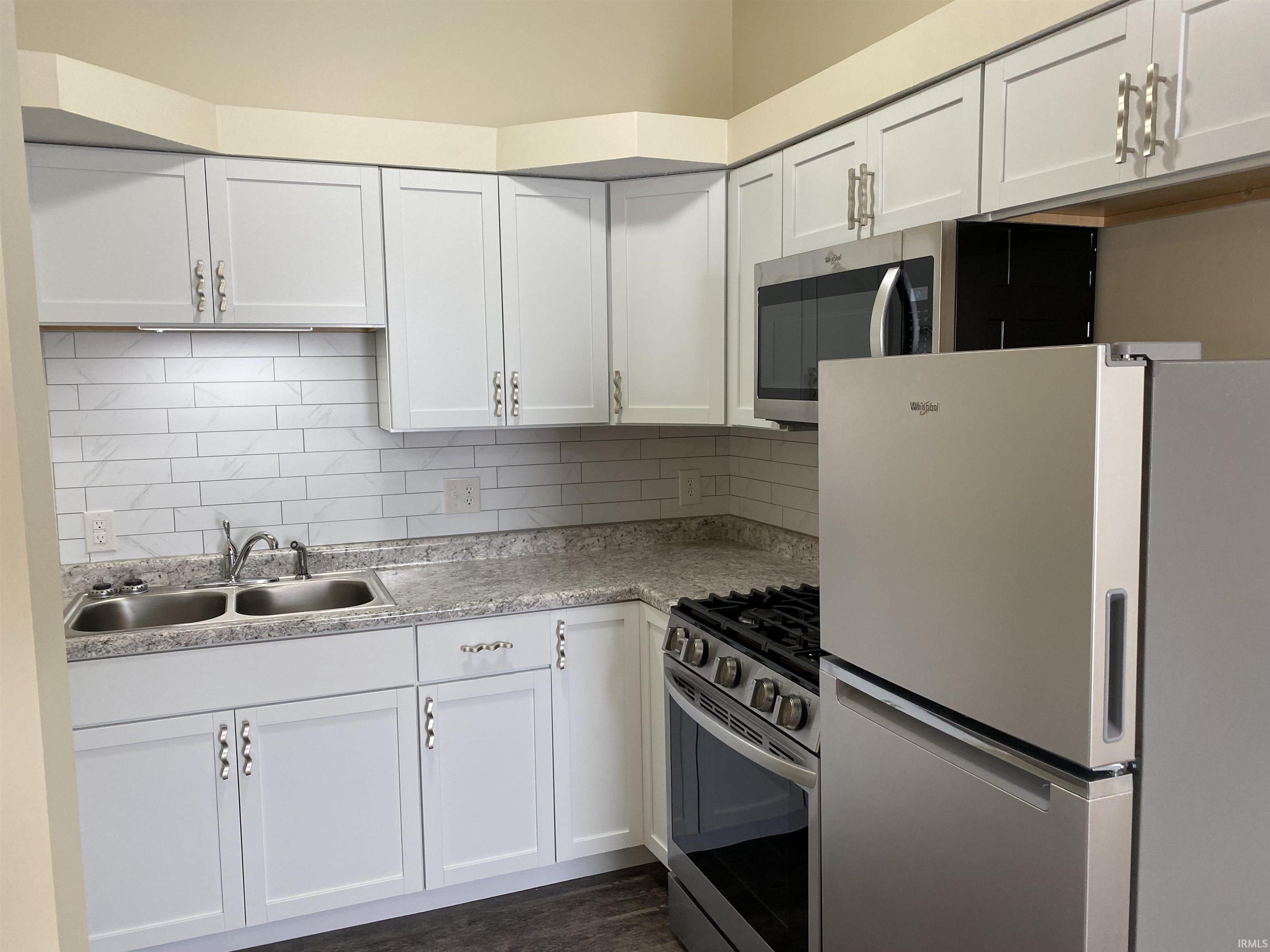 1220 S Curry Pike Bloomington IN 47403