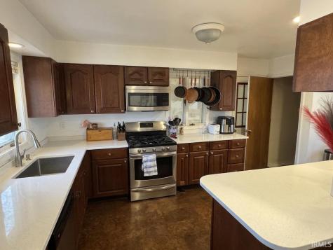 209 S Hillsdale Drive Bloomington IN 47408