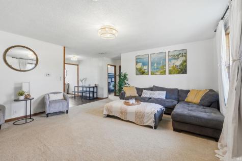 9239 Lilac Lane Cromwell IN 46732