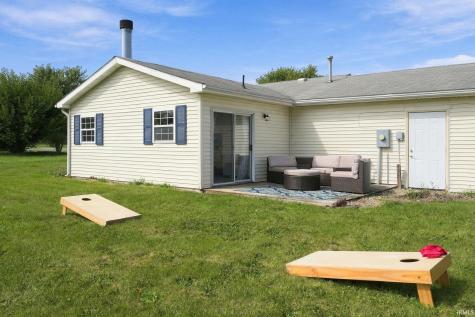 9239 Lilac Lane Cromwell IN 46732