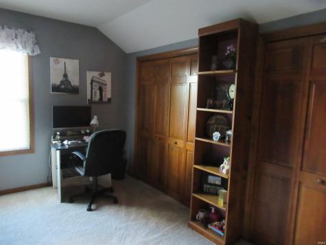 9823 Valley Vista Place Fort Wayne IN 46804