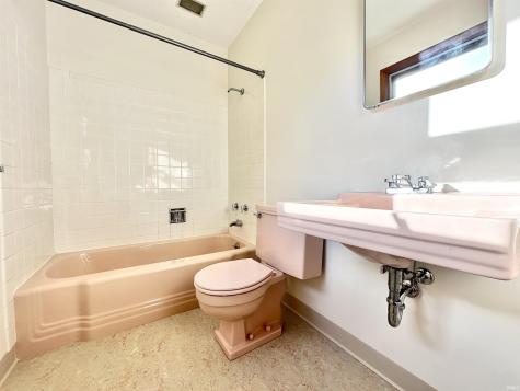 3104 Maple Lane Fort Wayne IN 46804