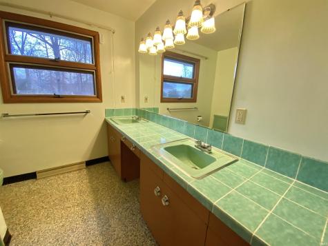 3104 Maple Lane Fort Wayne IN 46804