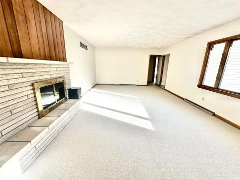 3104 Maple Lane Fort Wayne IN 46804