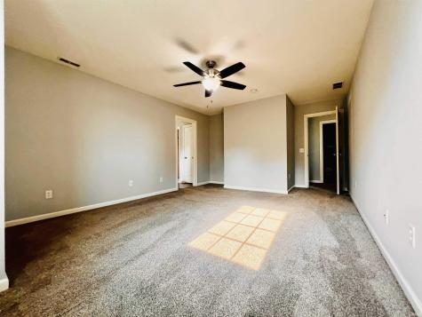 2119 Meadowsweet Parkway Fort Wayne IN 46808