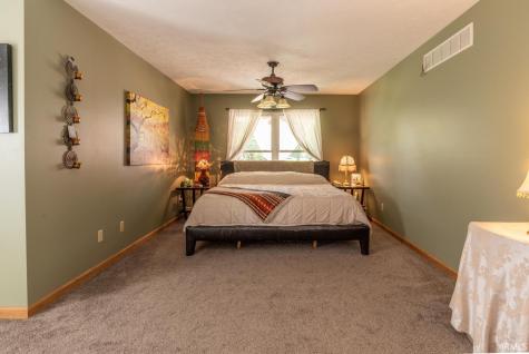 1106 W Countryside Lane Bloomington IN 47403