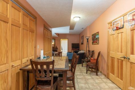 1106 W Countryside Lane Bloomington IN 47403