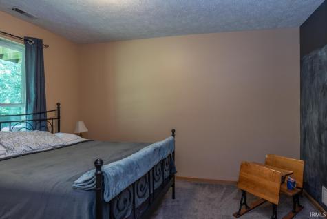 1106 W Countryside Lane Bloomington IN 47403