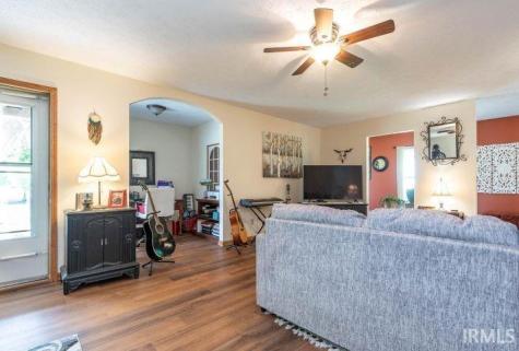 1106 W Countryside Lane Bloomington IN 47403