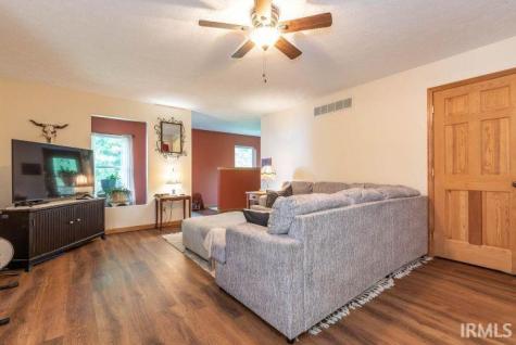 1106 W Countryside Lane Bloomington IN 47403