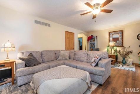 1106 W Countryside Lane Bloomington IN 47403