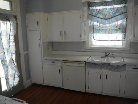 938 Herman Fort Wayne IN 46808