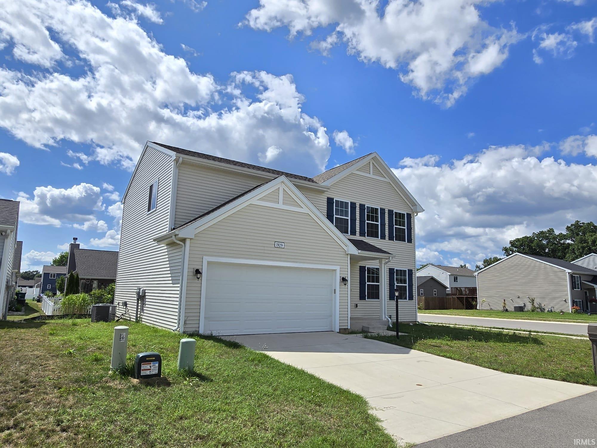 1929 Blue Stem Court Mishawaka IN 46544