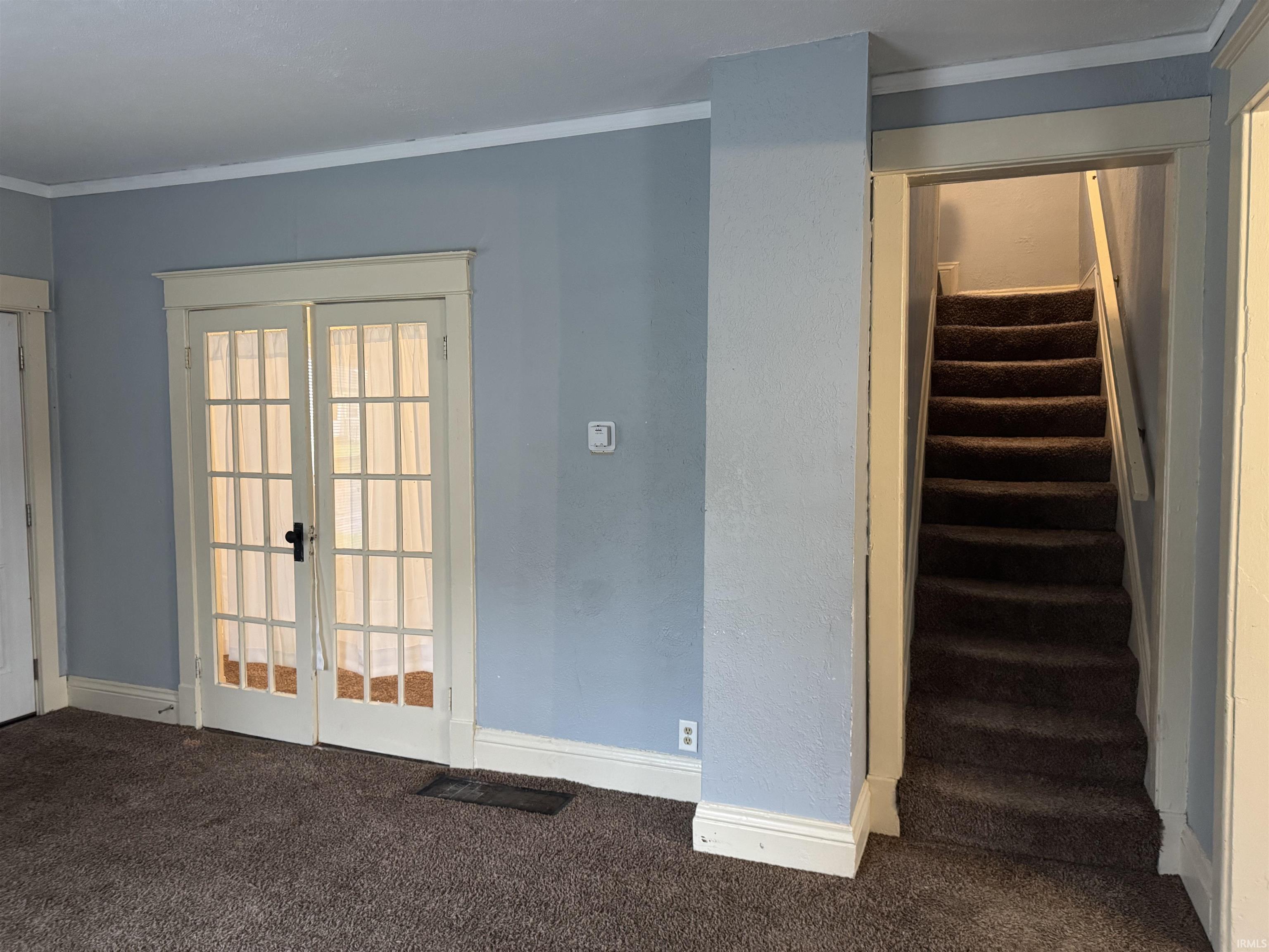 1149 E Indiana Avenue South Bend IN 46613