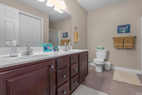 1752 Willis South Bend IN 46637