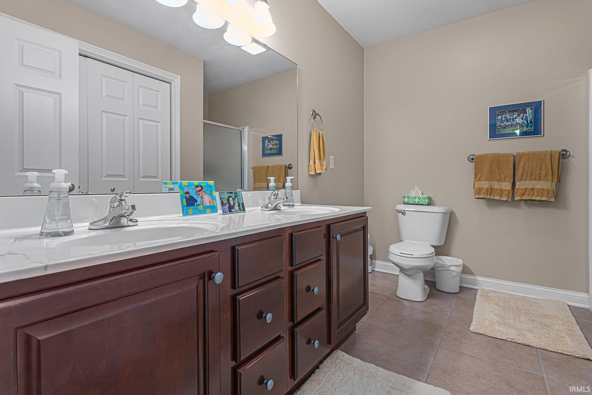 1752 Willis South Bend IN 46637