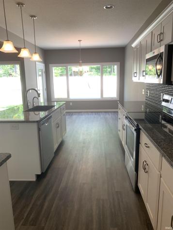 15463 Canyon Bay Run Fort Wayne IN 46845