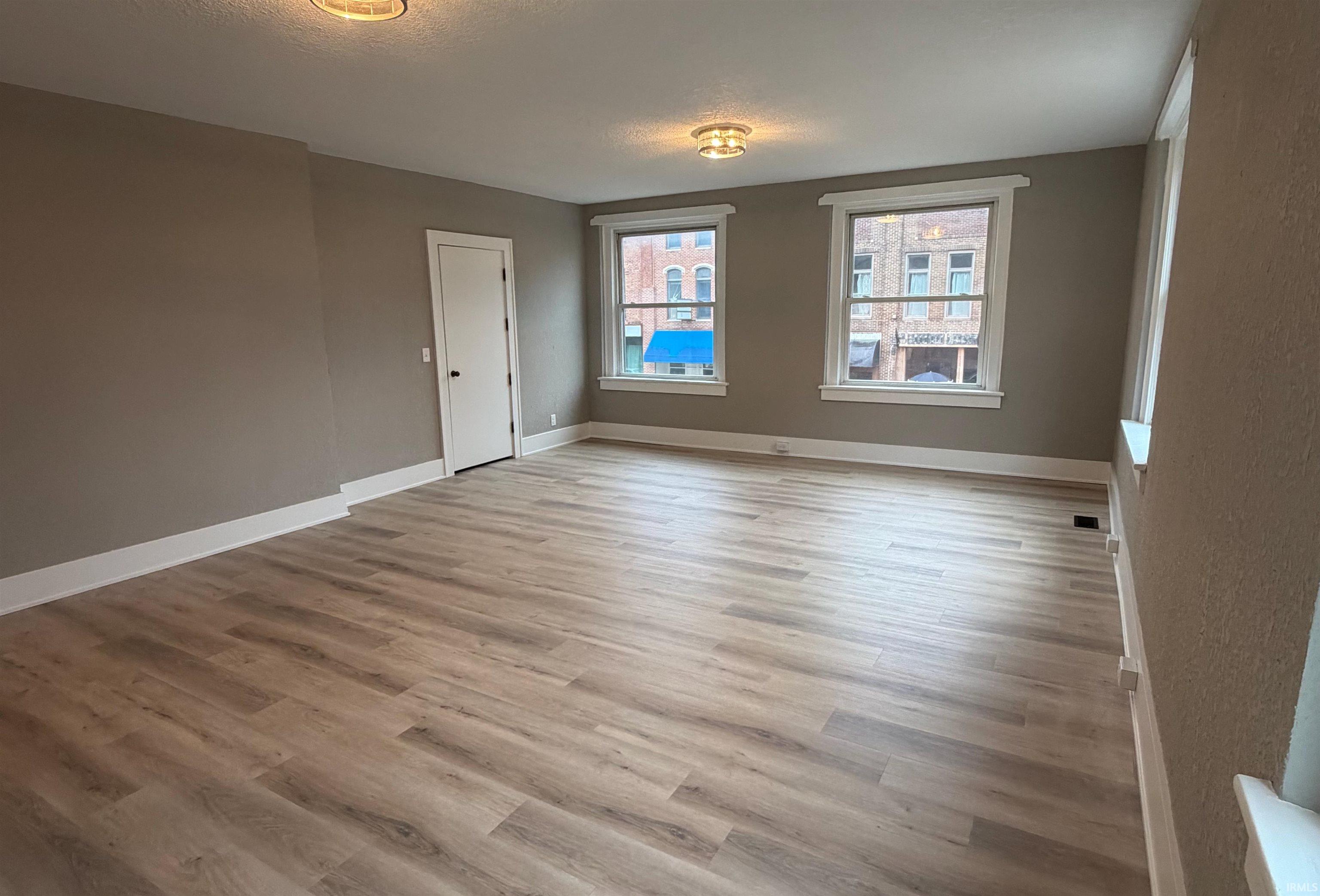 112 E Center Street Warsaw IN 46580