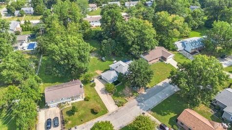 4425 E Cambridge Court Bloomington IN 47408