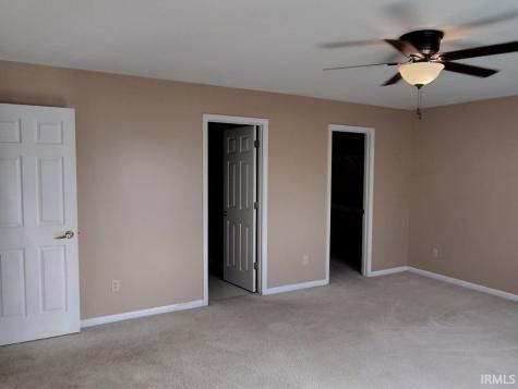 9509 Hidden Village Place Fort Wayne IN 46835