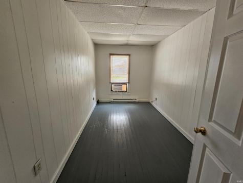 222 E Union Street Worthington IN 47471