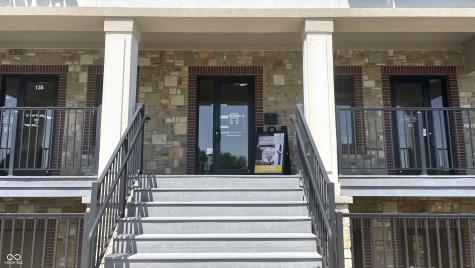140 Meadow Lake Drive Mooresville IN 46158