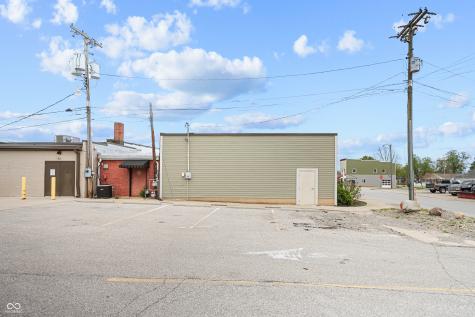 100 S Pearl Street Thorntown IN 46071