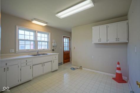 11614 Maple Street Fishers IN 46038