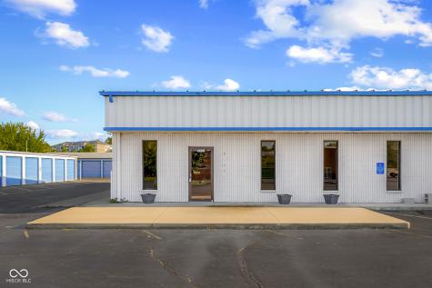 3537 W Two Mile House Road Columbus IN 47201