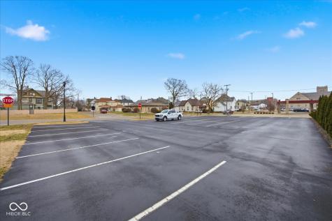 124 W Franklin Street Shelbyville IN 46176