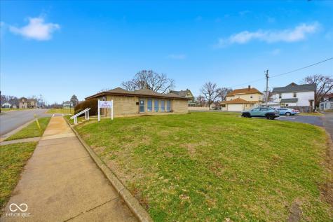 124 W Franklin Street Shelbyville IN 46176