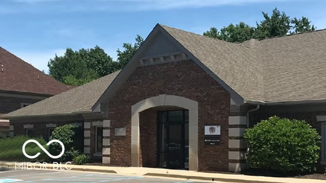 Greenwood IN, 373 Meridian Parke Lane, Unit Suite A-1