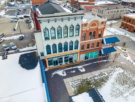 18 Public Square Shelbyville IN 46176
