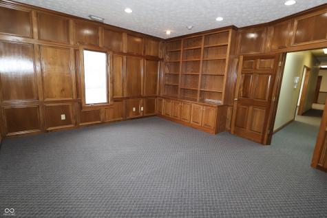386 Meridian Parke Lane Greenwood IN 46142