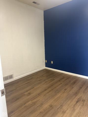 104 Granby Drive Indianapolis IN 46229