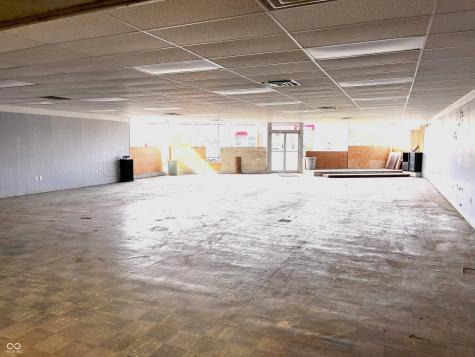 7027 Pendleton Pike Indianapolis IN 46226