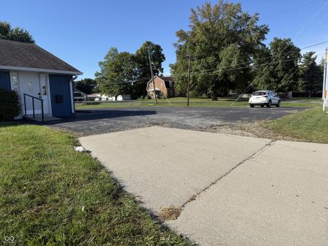 1185 W County Line Road Greenwood IN 46142