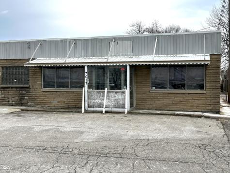 7017 Pendleton Pike Indianapolis IN 46226