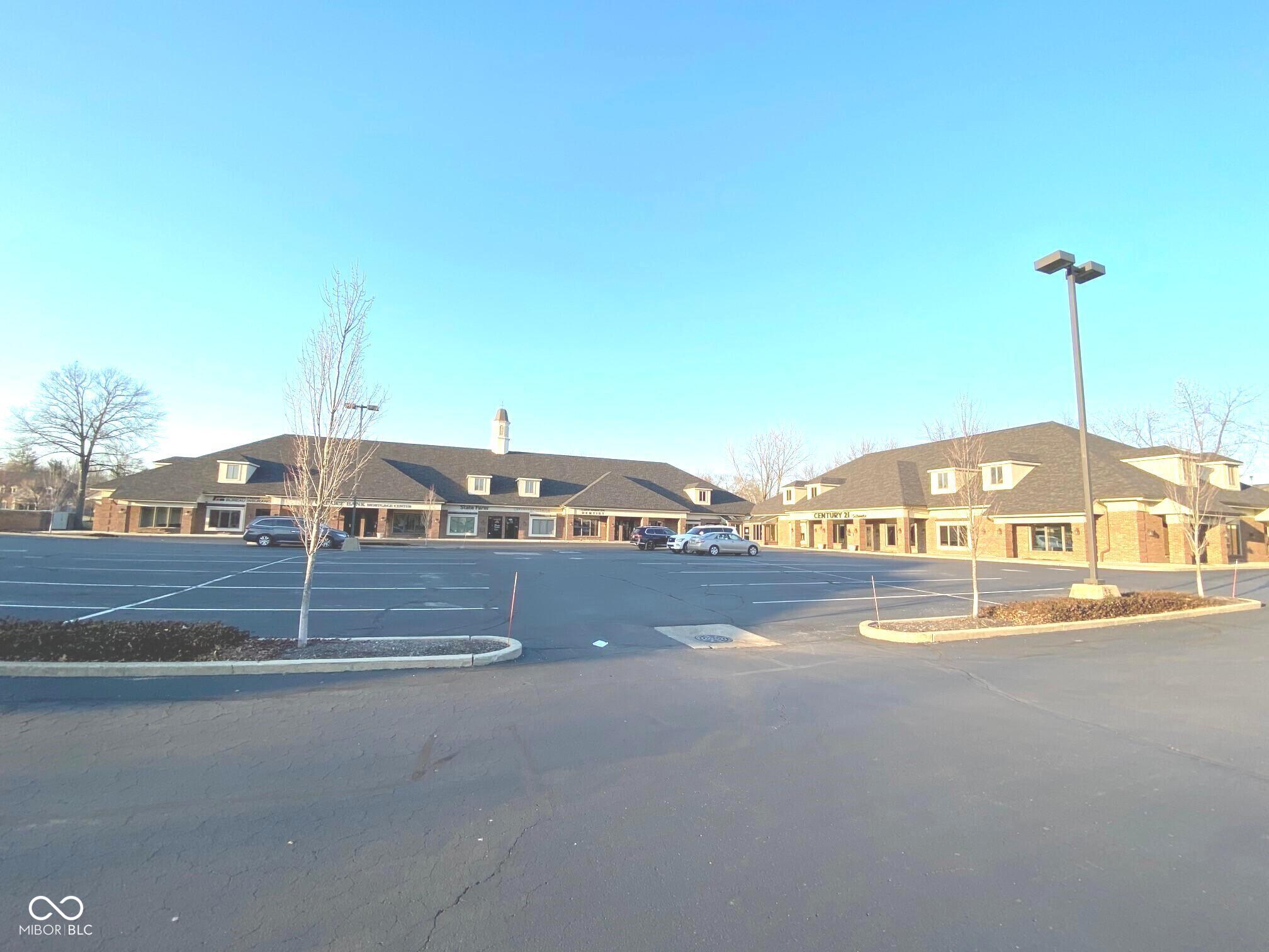 252 E Carmel Drive Carmel IN 46032