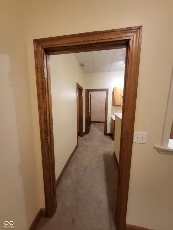 260 S 1st Street Zionsville IN 46077