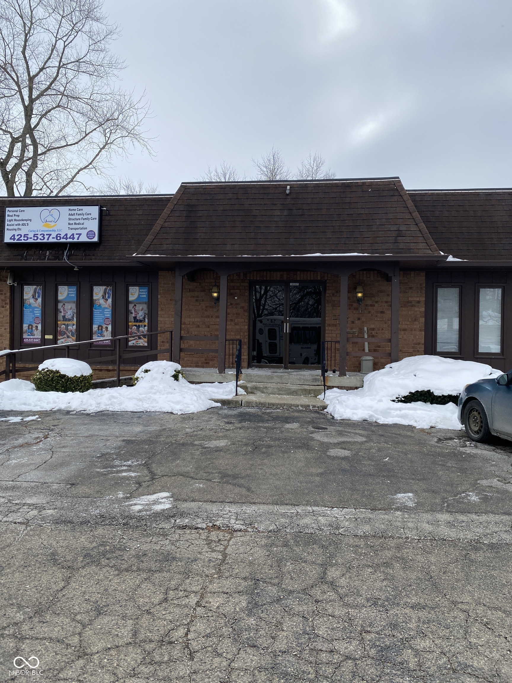 11903 E Welland Street Cumberland IN 46229