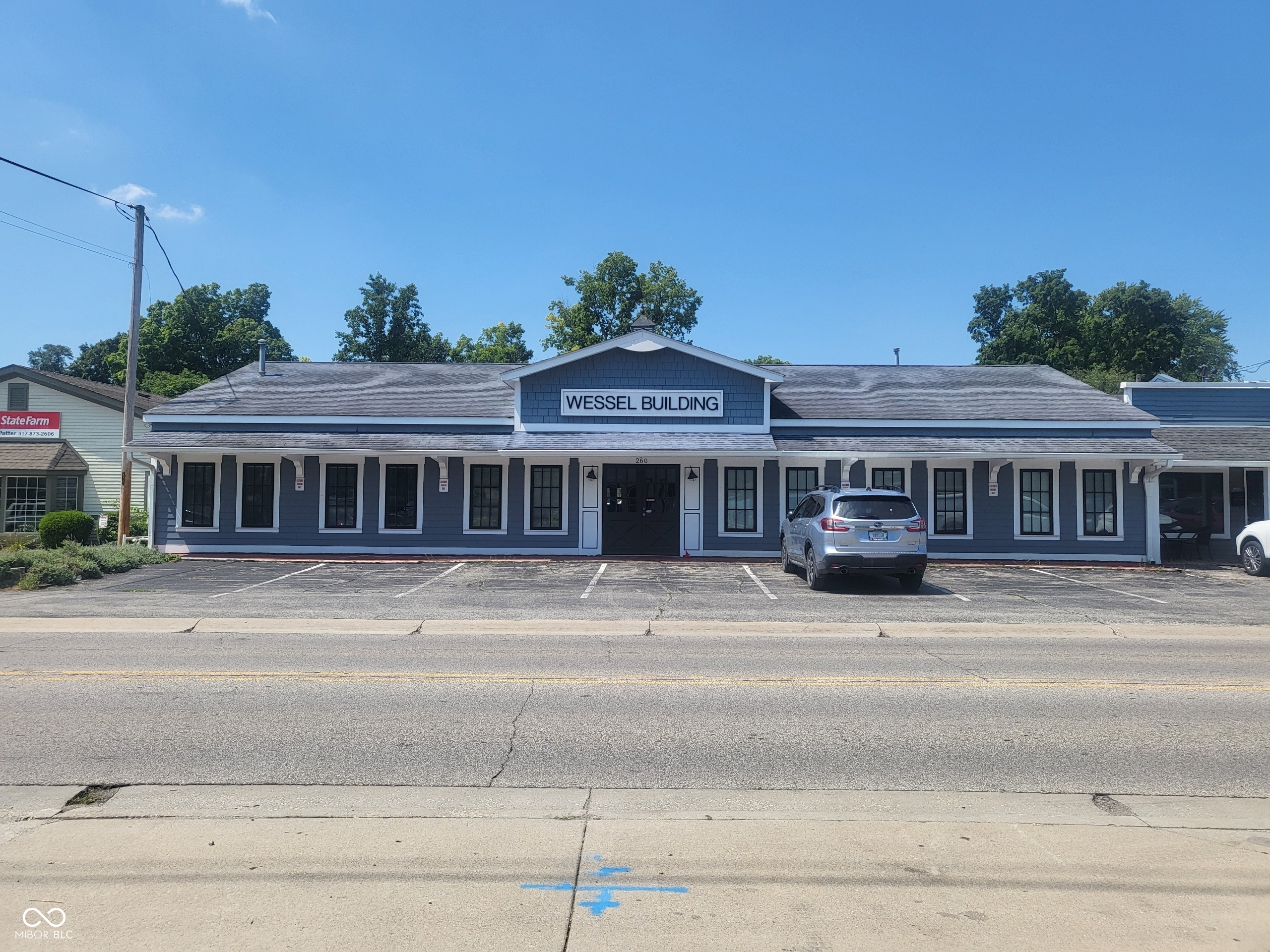 260 S 1st Street Zionsville IN 46077
