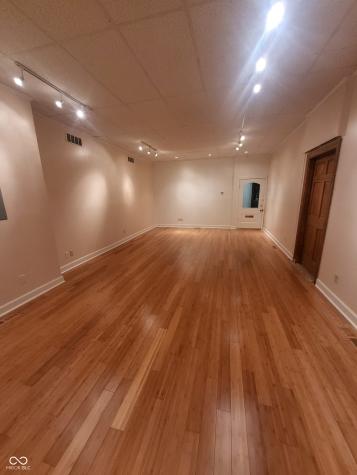 260 S 1st Street Zionsville IN 46077