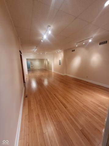 260 S 1st Street Zionsville IN 46077