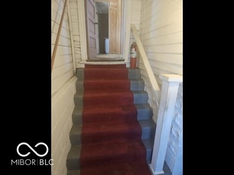 148 E Howard Street Parker City IN 47368