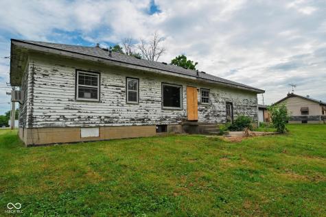 2239 W Main Street Greenfield IN 46140