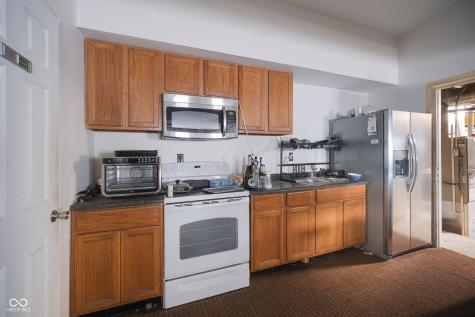 2305 Cottage Avenue Columbus IN 47201