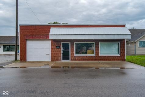2305 Cottage Avenue Columbus IN 47201