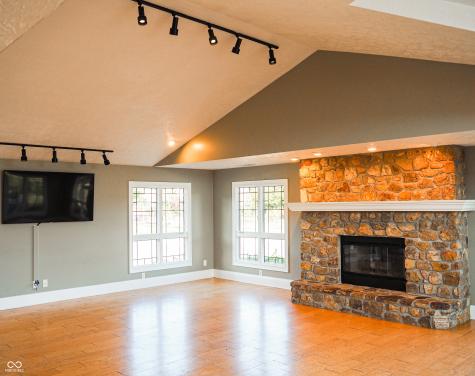10601 Cumberland Road Fishers IN 46037