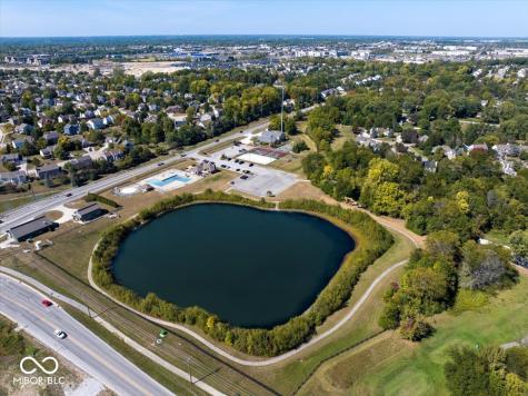 10601 Cumberland Road Fishers IN 46037